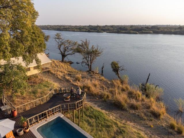Jackalberry Chobe Hotel Kasane Buitenkant foto