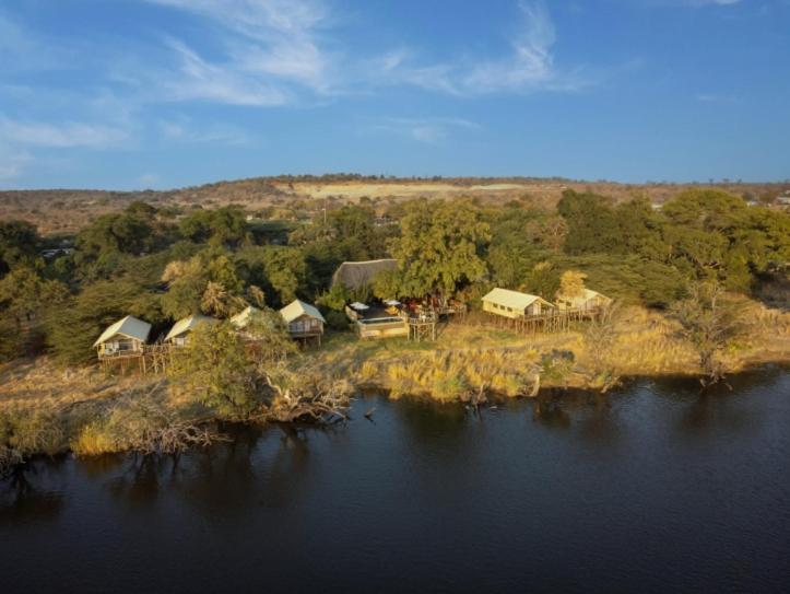 Jackalberry Chobe Hotel Kasane Buitenkant foto