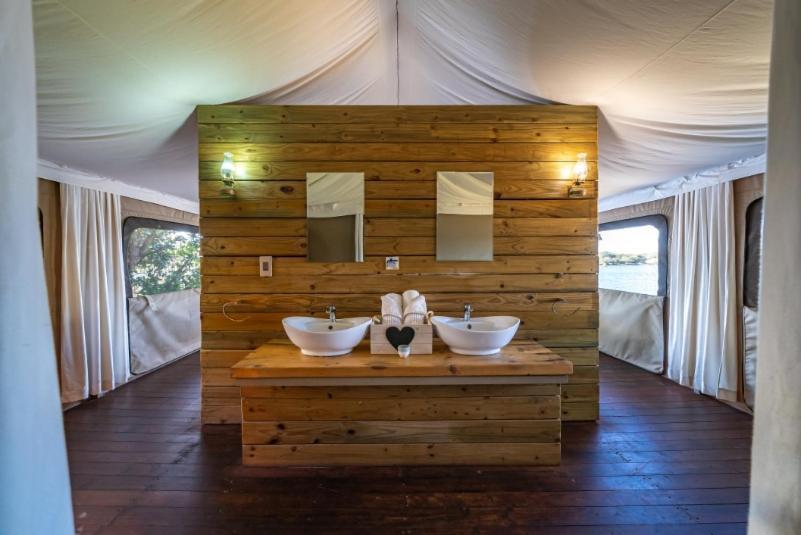 Jackalberry Chobe Hotel Kasane Buitenkant foto