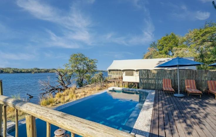 Jackalberry Chobe Hotel Kasane Buitenkant foto