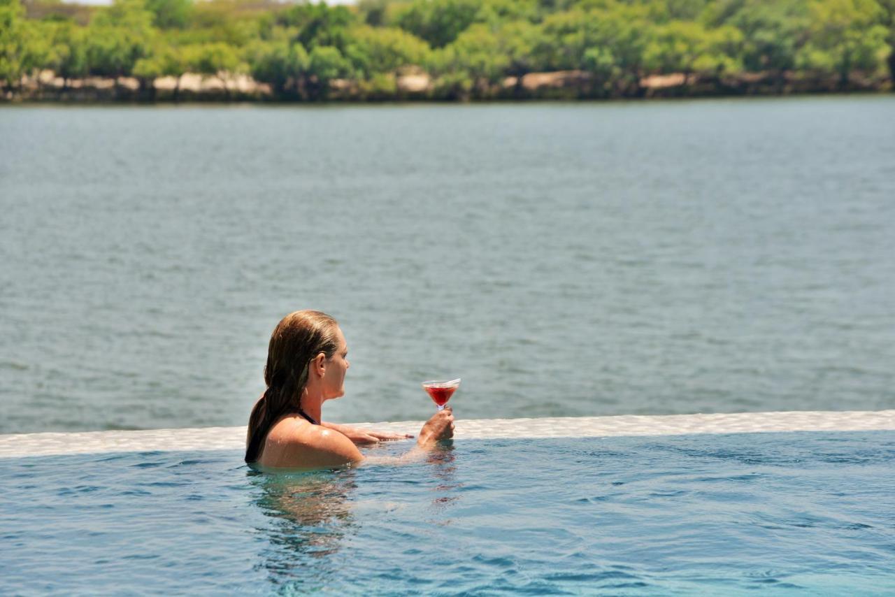 Jackalberry Chobe Hotel Kasane Buitenkant foto