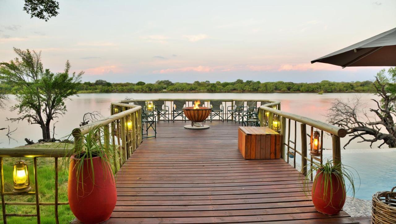 Jackalberry Chobe Hotel Kasane Buitenkant foto