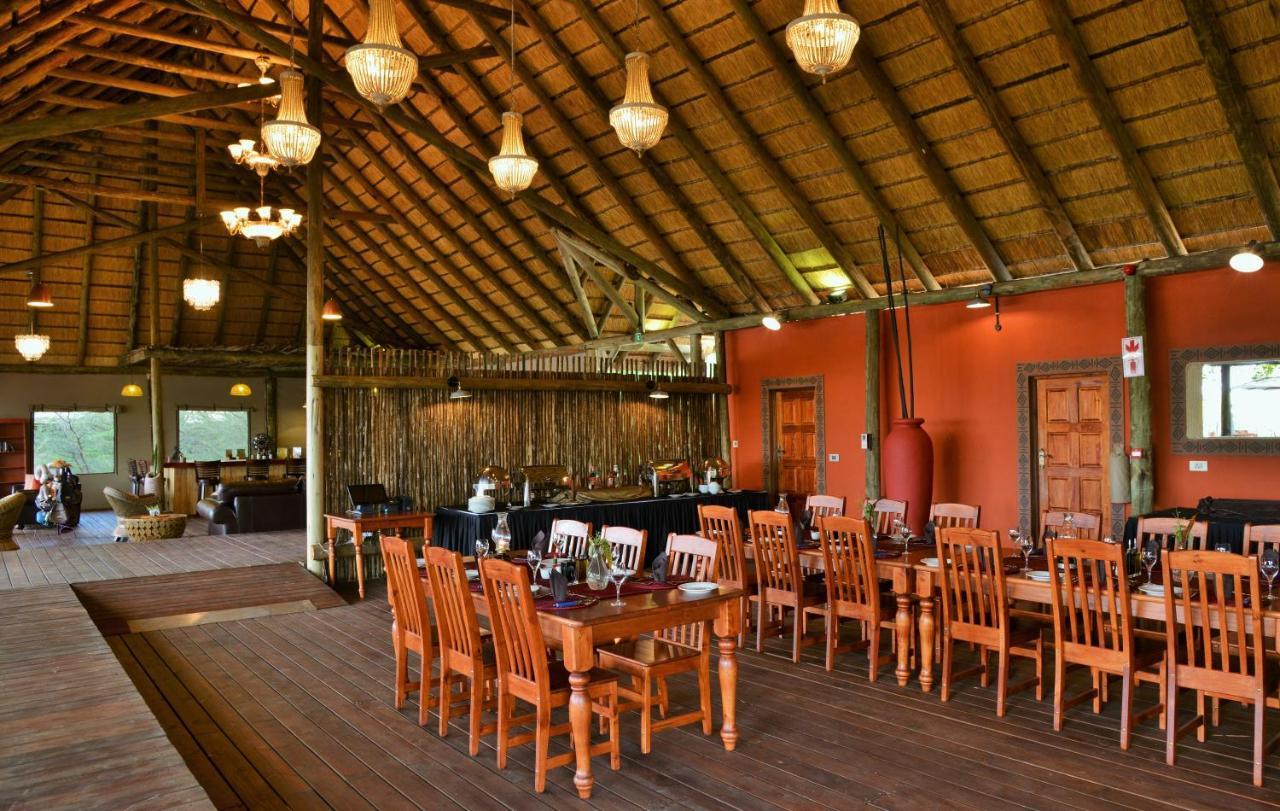 Jackalberry Chobe Hotel Kasane Buitenkant foto