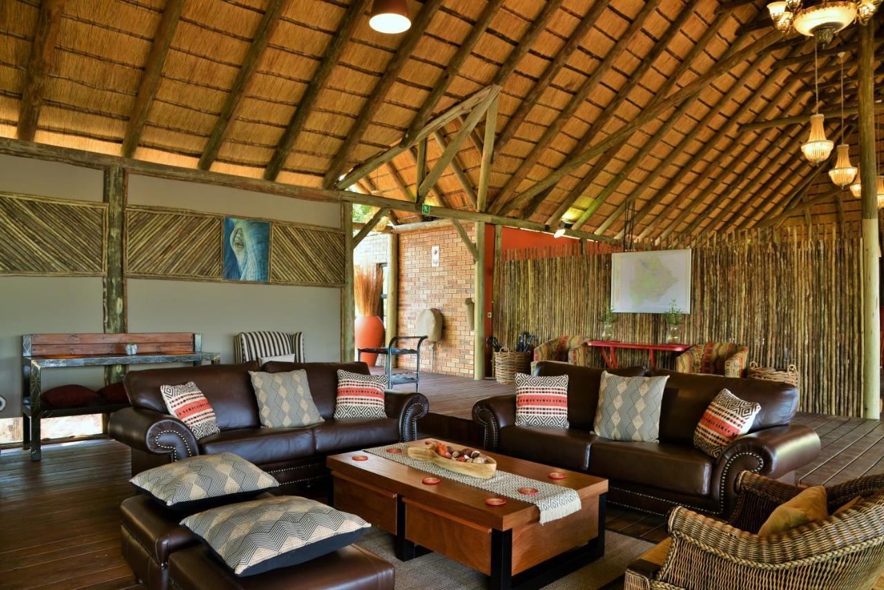 Jackalberry Chobe Hotel Kasane Buitenkant foto